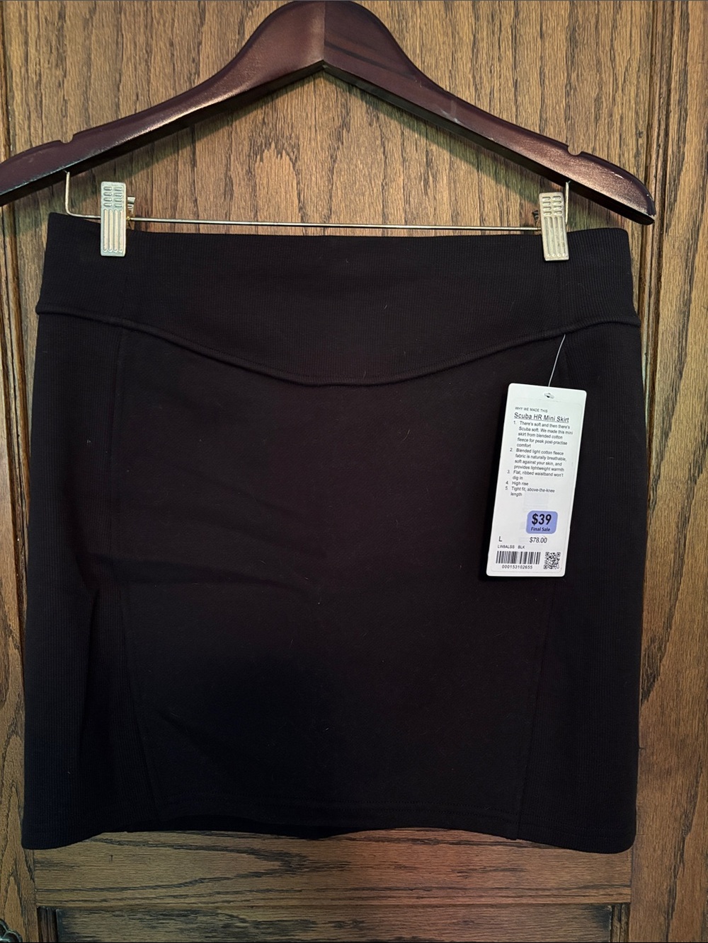 Lululemon Black Women's Stretch Mini Skirt